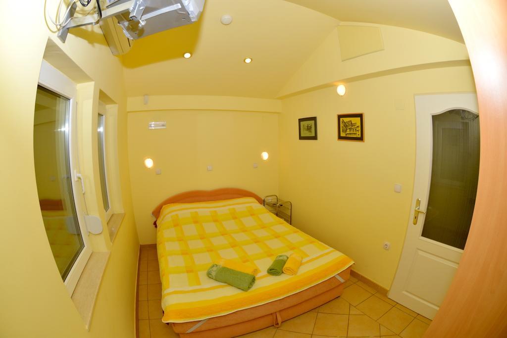 Rooms And Apartaments De Niro Trpeytsa Chambre photo