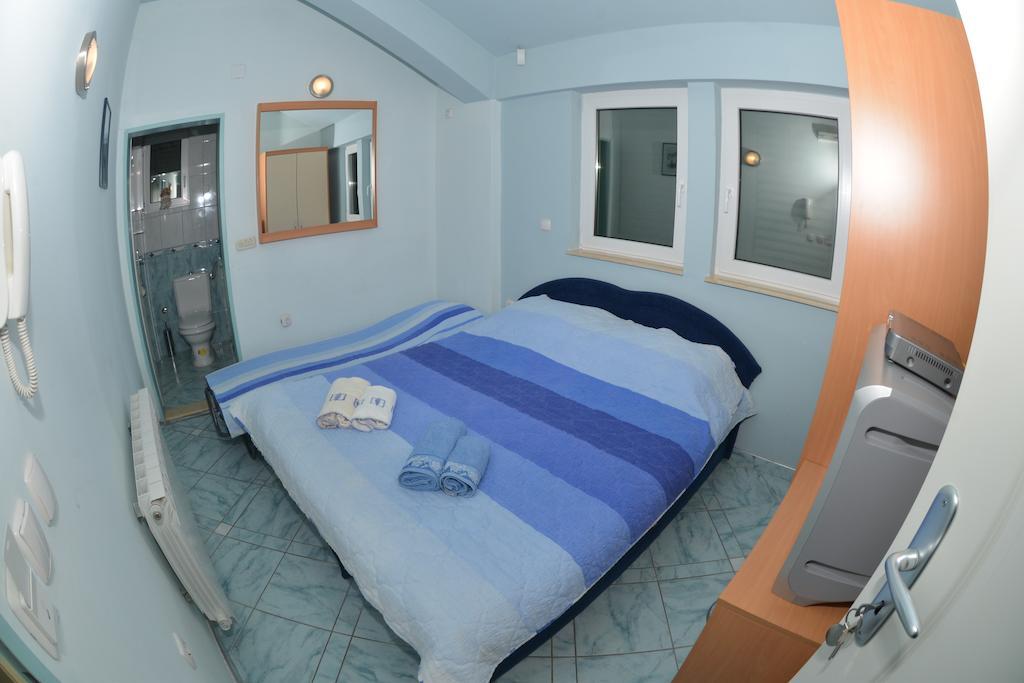 Rooms And Apartaments De Niro Trpeytsa Chambre photo