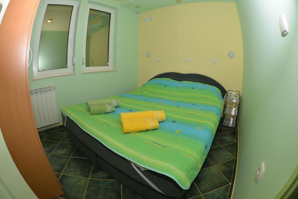 Rooms And Apartaments De Niro Trpeytsa Chambre photo